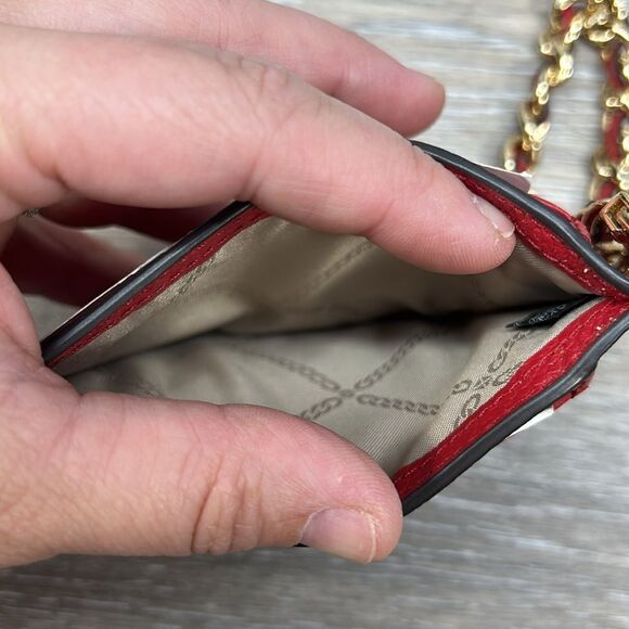0327 Michael Kors red wristlet card holder - Picture 4 of 4